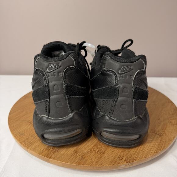 Nike Air Max 95 Triple Black Essential Men’s Size 11 Shoes Sneakers CI3705-001 main image 6